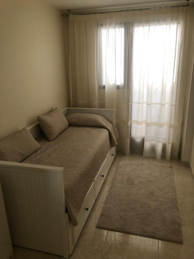 Apartamento El Eden Playa De Gandia Екстериор снимка