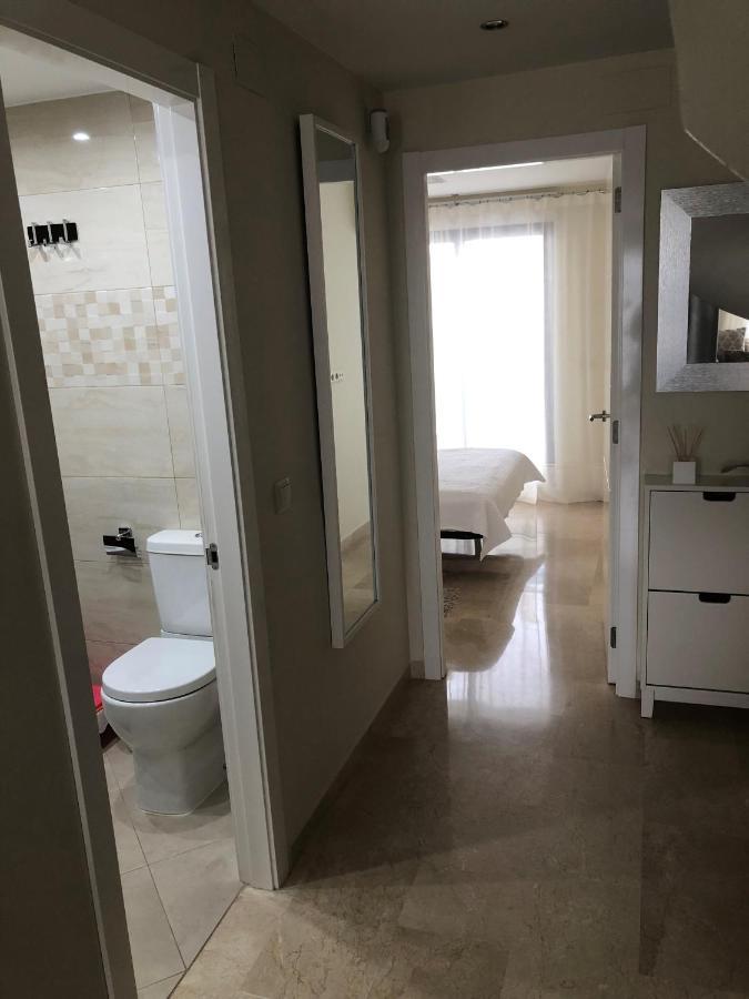 Apartamento El Eden Playa De Gandia Екстериор снимка