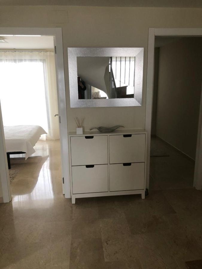 Apartamento El Eden Playa De Gandia Екстериор снимка
