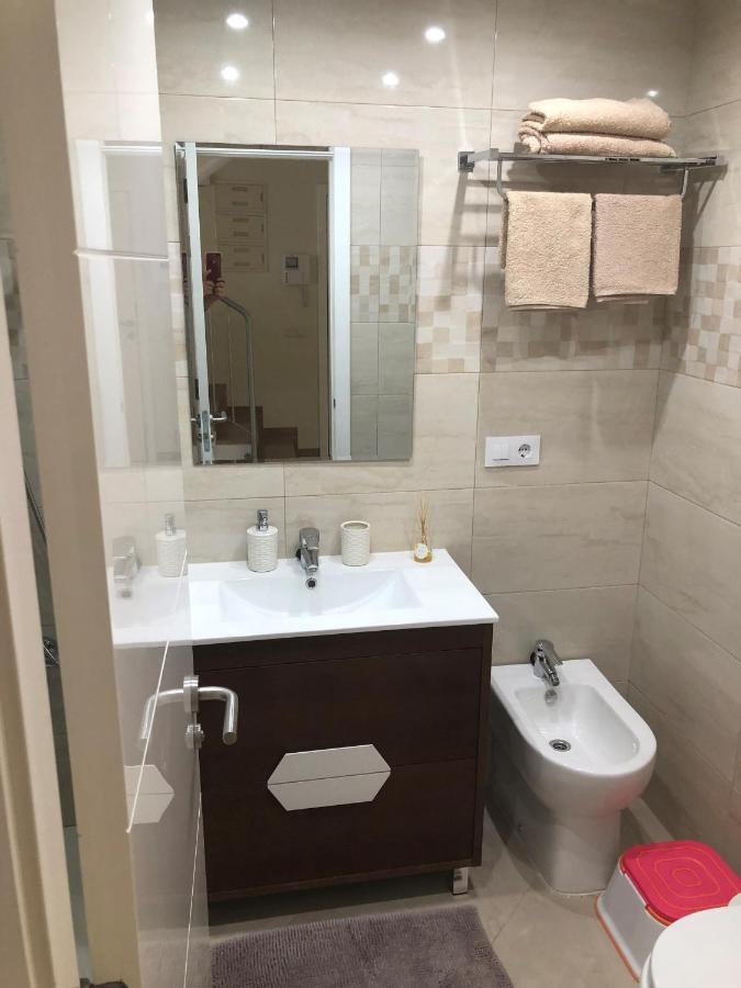 Apartamento El Eden Playa De Gandia Екстериор снимка