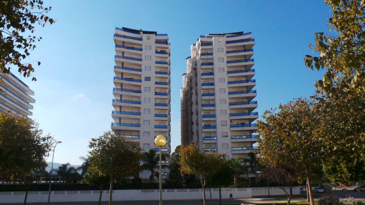 Apartamento El Eden Playa De Gandia Екстериор снимка
