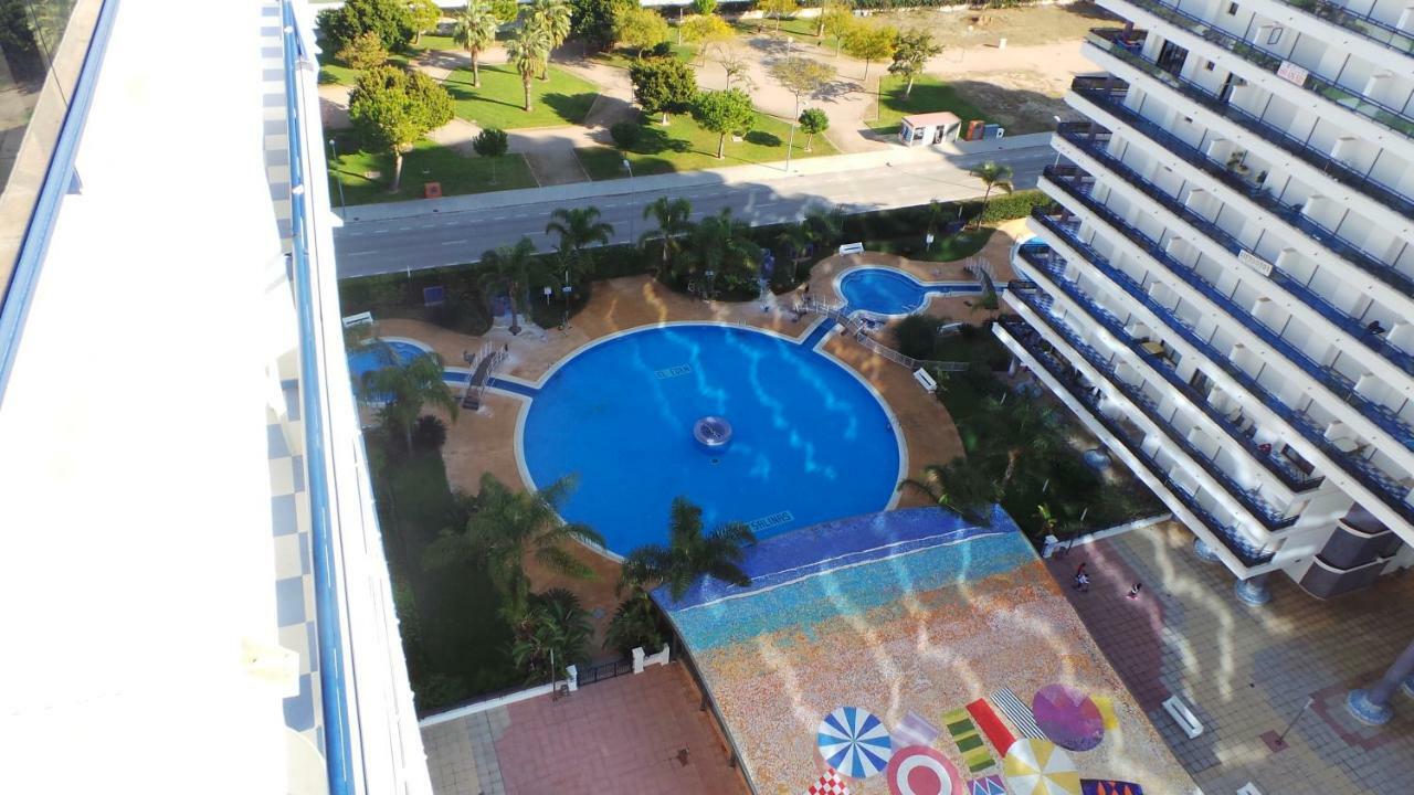 Apartamento El Eden Playa De Gandia Екстериор снимка